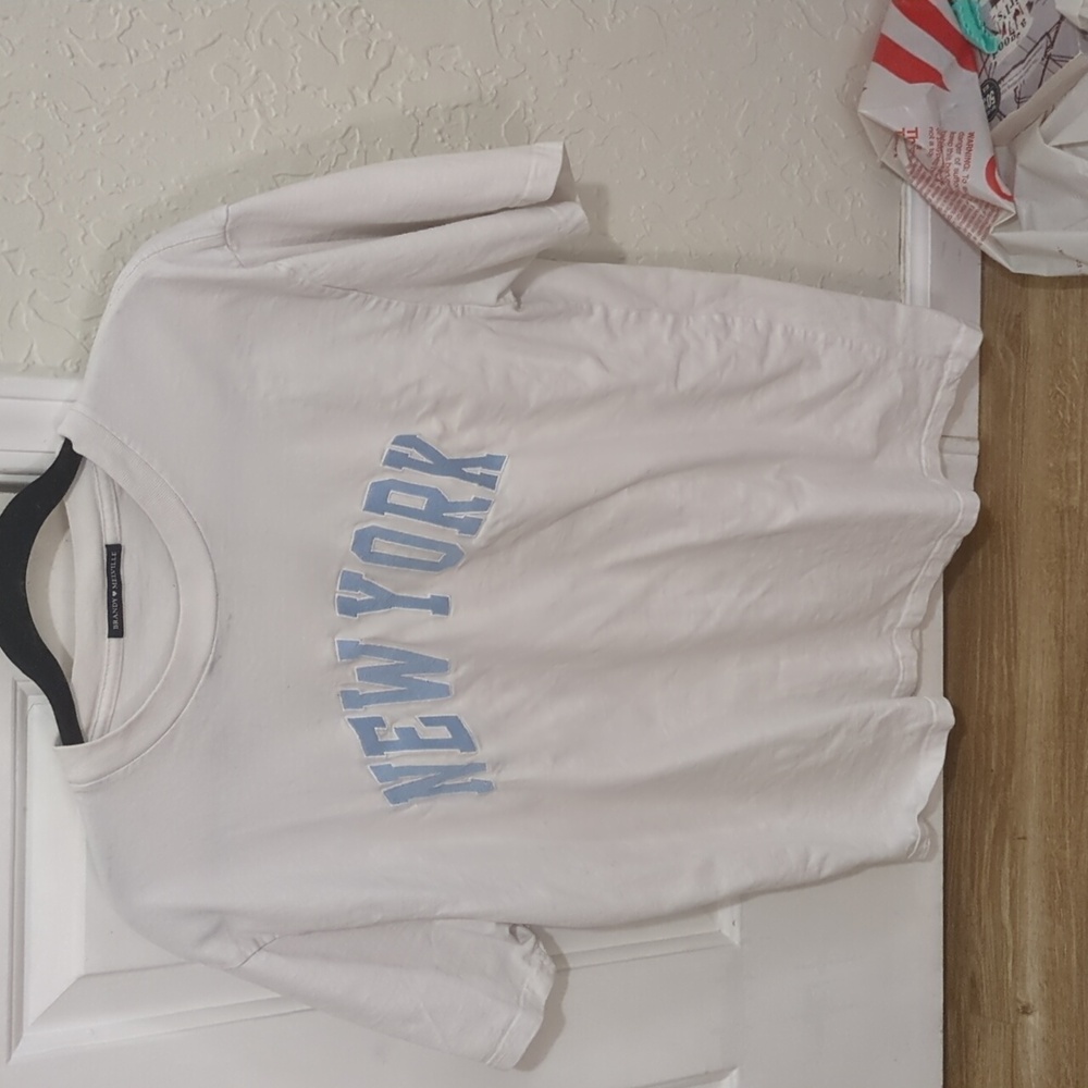 brandy Melville, white T-shirt,